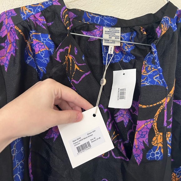 NWT BAUM UND PFERDGARTEN Aradin Dress in Black Ginkgo Floral Black Loose Size 36 - Picture 10 of 14